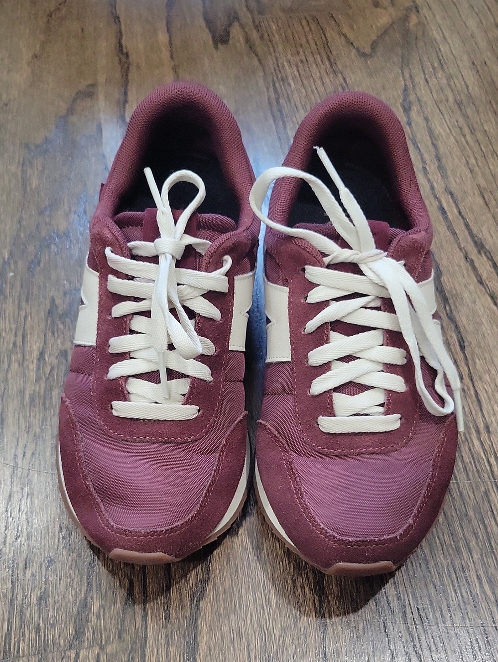 Kizik Maroon Sneakers with Cream Accents